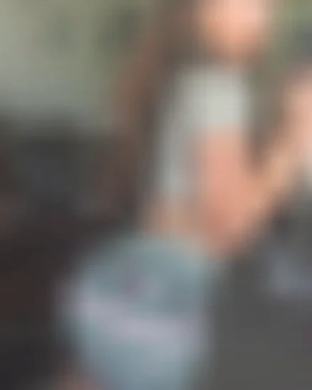 Livia, 21 Jahre — lesbisch sex in Neumünster