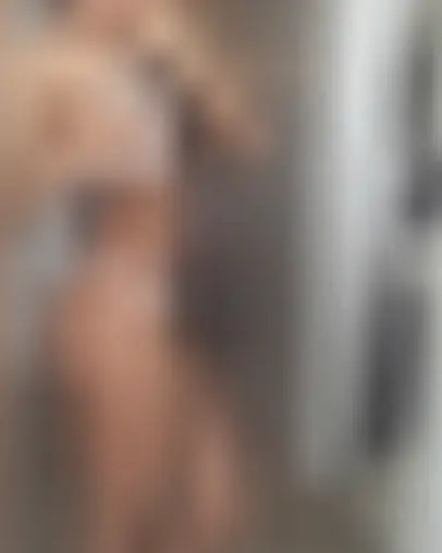 Julia, 25 Jahre — lesbisch sex in Rüsselsheim am Main