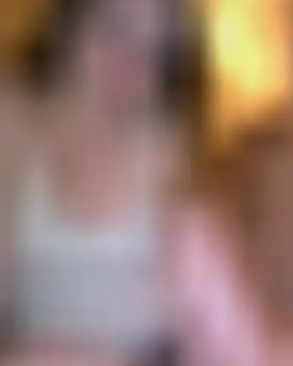Ella, 22 Jahre — lesbisch sex in Celle
