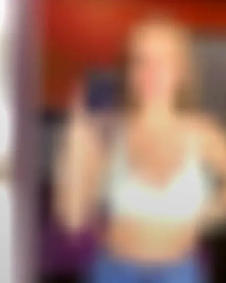 Sarah, 27 Jahre — lesbisch sex in Gronau