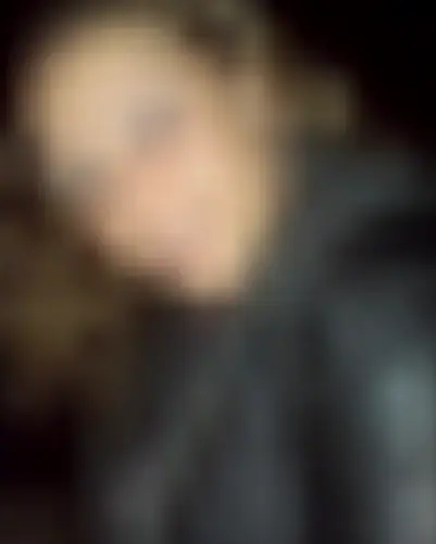 Nora, 27 Jahre — lesbisch sex in Hilden