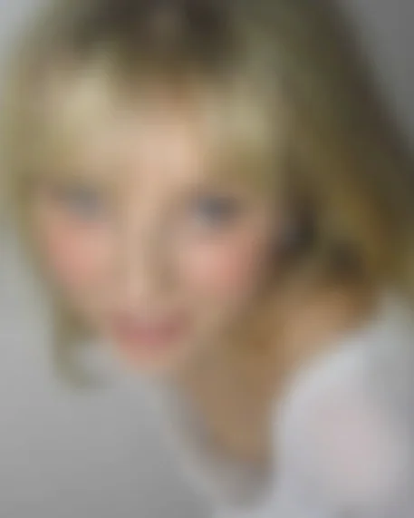 Lina, 21 Jahre — lesbisch sex in Gallus
