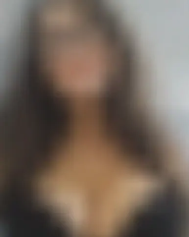 Tia, 23 Jahre — lesbisch sex in Paderborn, Regierungsbezirk Detmold